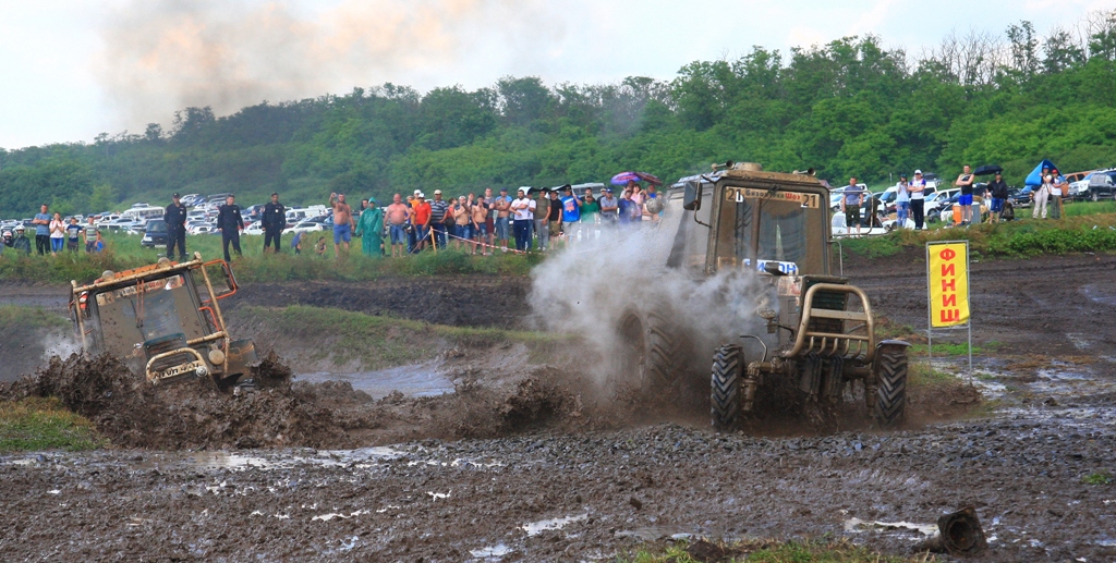 «Bizon-Track-Show 2016» won the most difficult victory in the all history of tractor races