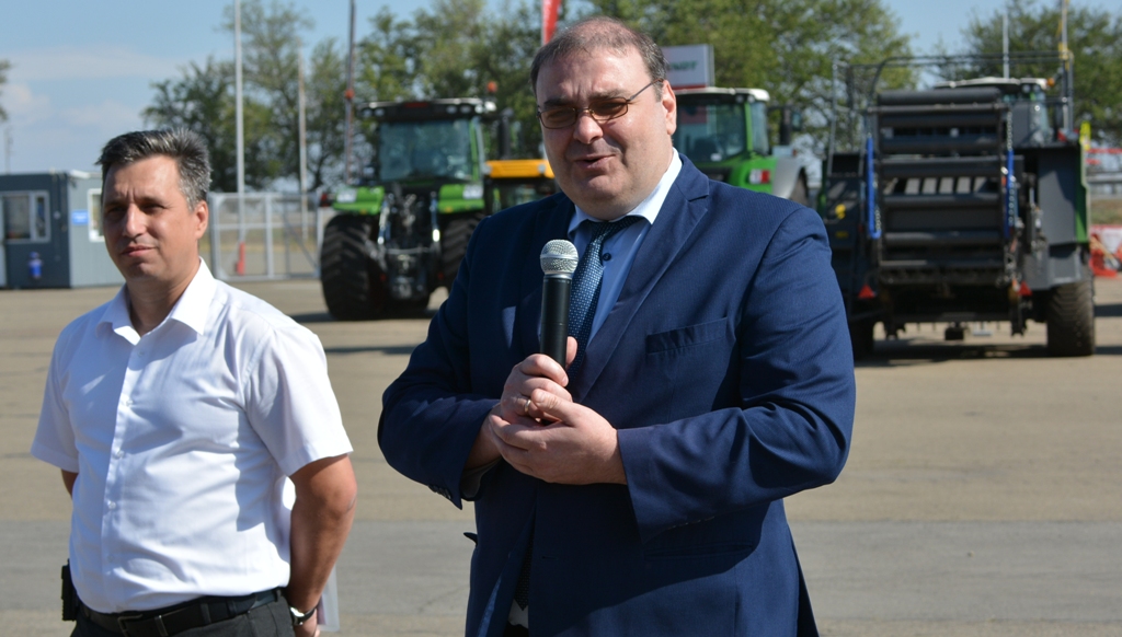 В ТВК «Бизон-Новокубанск» аграрии подвели итоги уборки урожая и обсудили особенности осенней посевной кампании