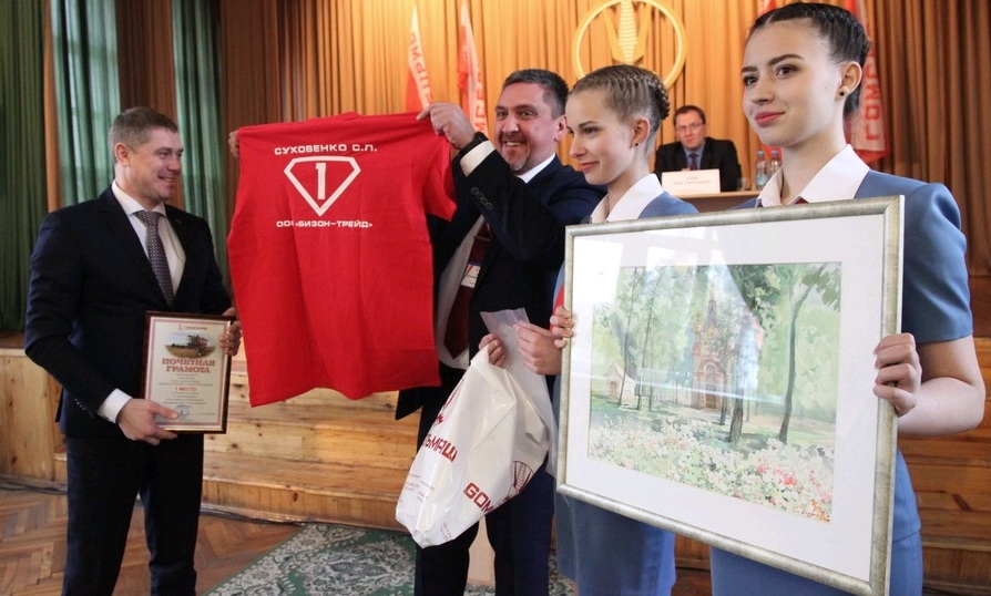 Бизон – лучший дилер Гомсельмаш по продвижению комбайнов «Палессе» и эксклюзивный поставщик в Ростовскую область