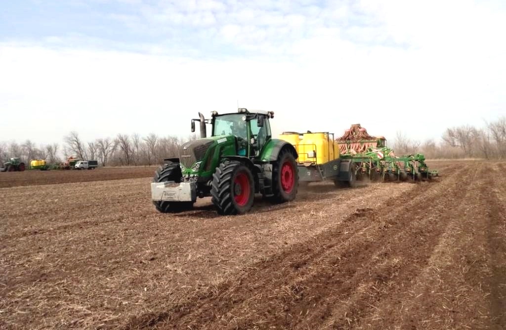 Spring field work is underway at the agricultural enterprises of the holding