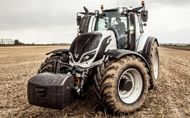 Колесный трактор Valtra, серия Т