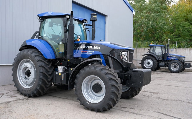Колесный трактор Lovol TN 2604