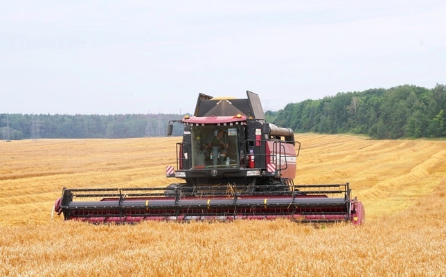 Зерноуборочный комбайн Gomselmash GS2124
